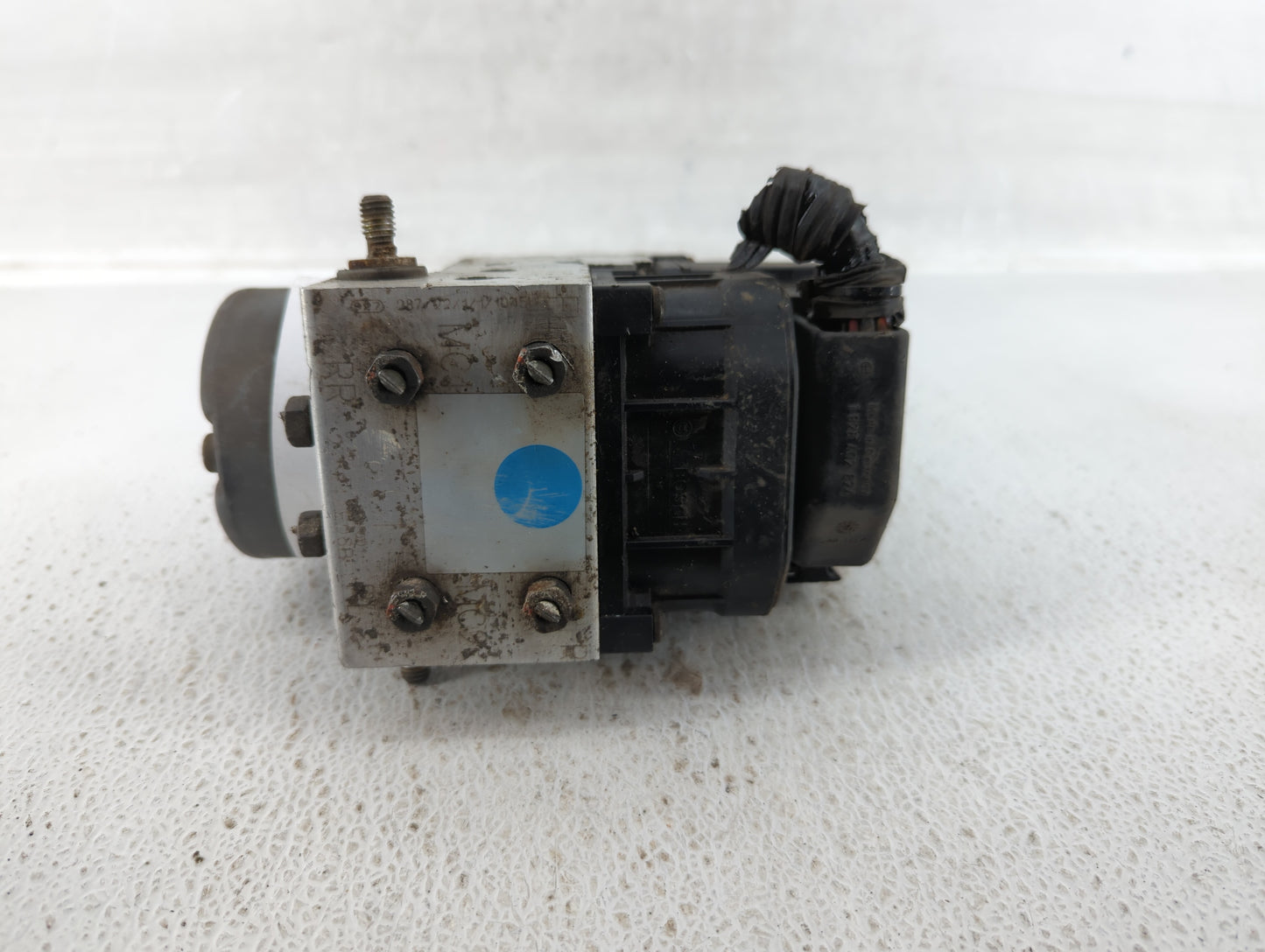 2002-2004 Subaru Legacy ABS Pump Control Module Replacement P/N:27534AE06B Fits Fits 2002 2003 2004 2005 2006 OEM Used Auto 