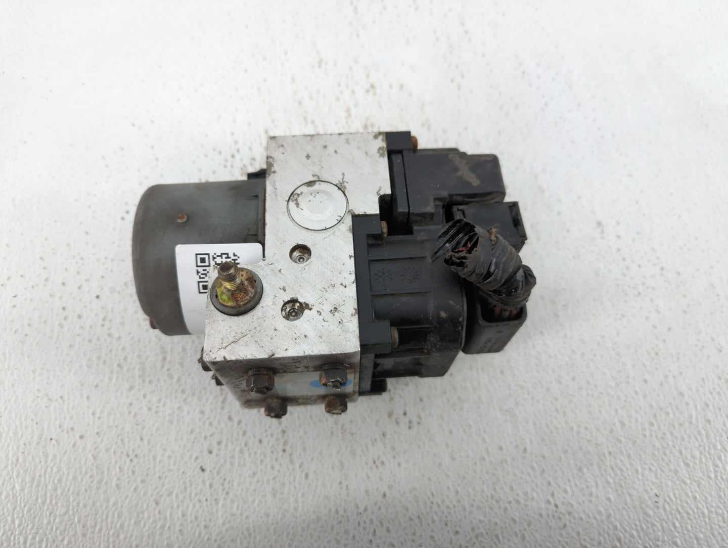 2002-2004 Subaru Legacy ABS Pump Control Module Replacement P/N:27534AE06B Fits Fits 2002 2003 2004 2005 2006 OEM Used Auto 