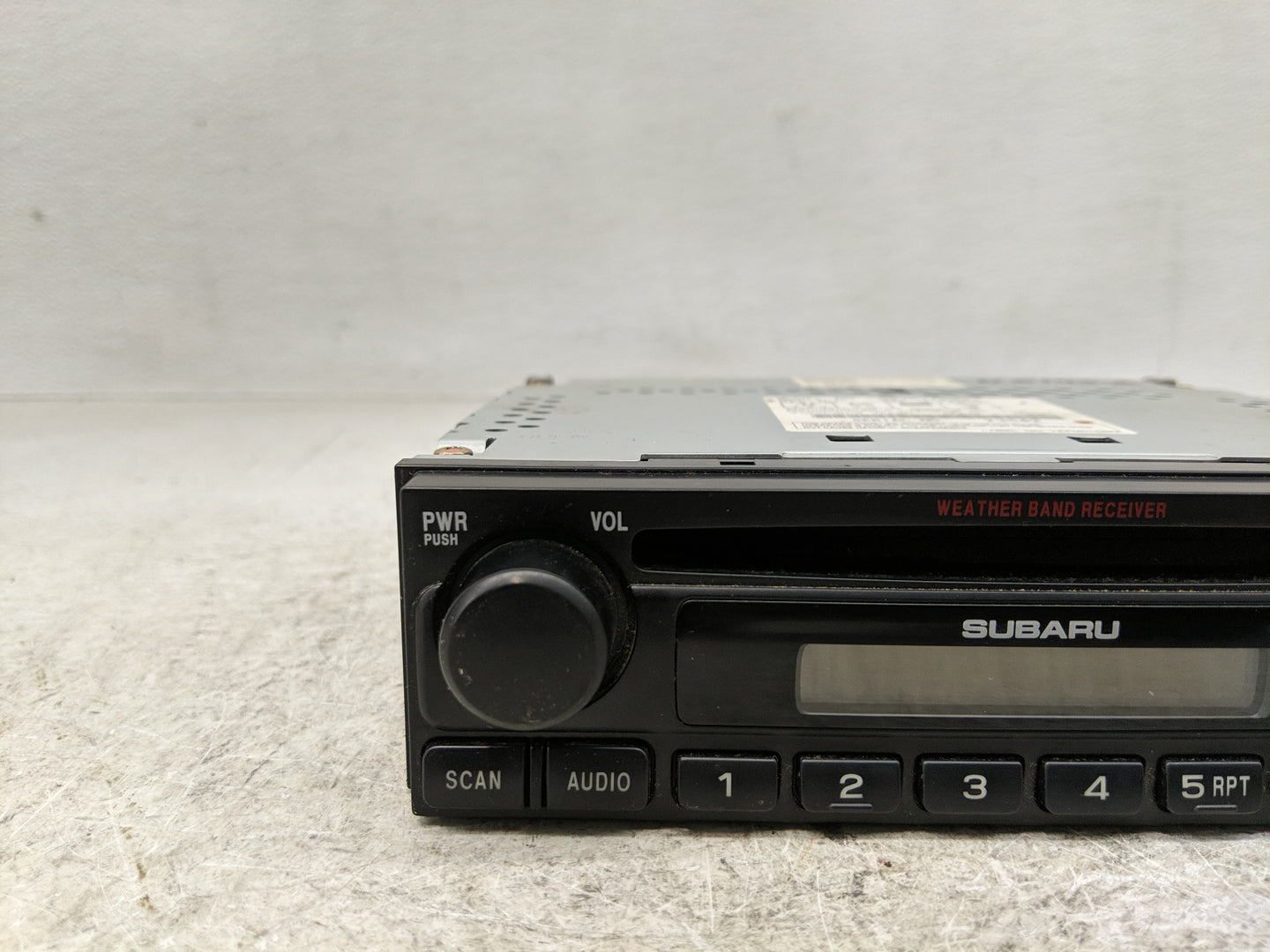 2003 Subaru Outback Radio AM FM Cd Player Receiver Replacement P/N:86201AE28A Fits OEM Used Auto Parts - Oemusedautoparts1.c