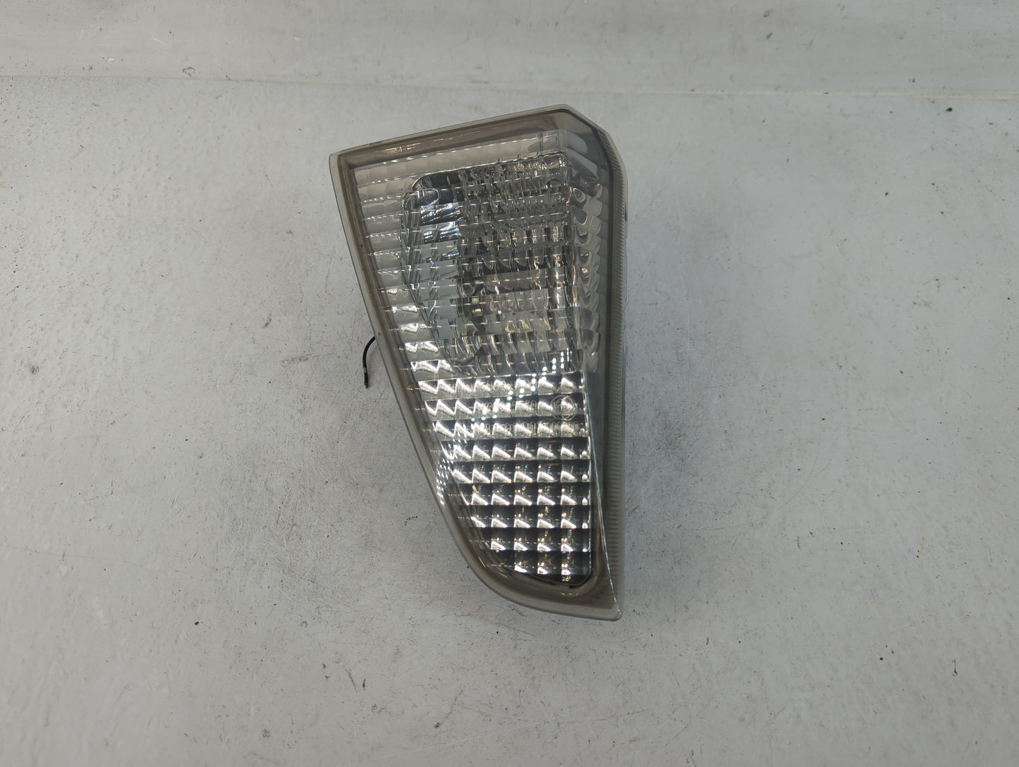 2002-2007 Suzuki Aerio Tail Light Assembly Driver Left OEM P/N:36250-55G0 Fits Fits 2002 2003 2004 2005 2006 2007 OEM Used A