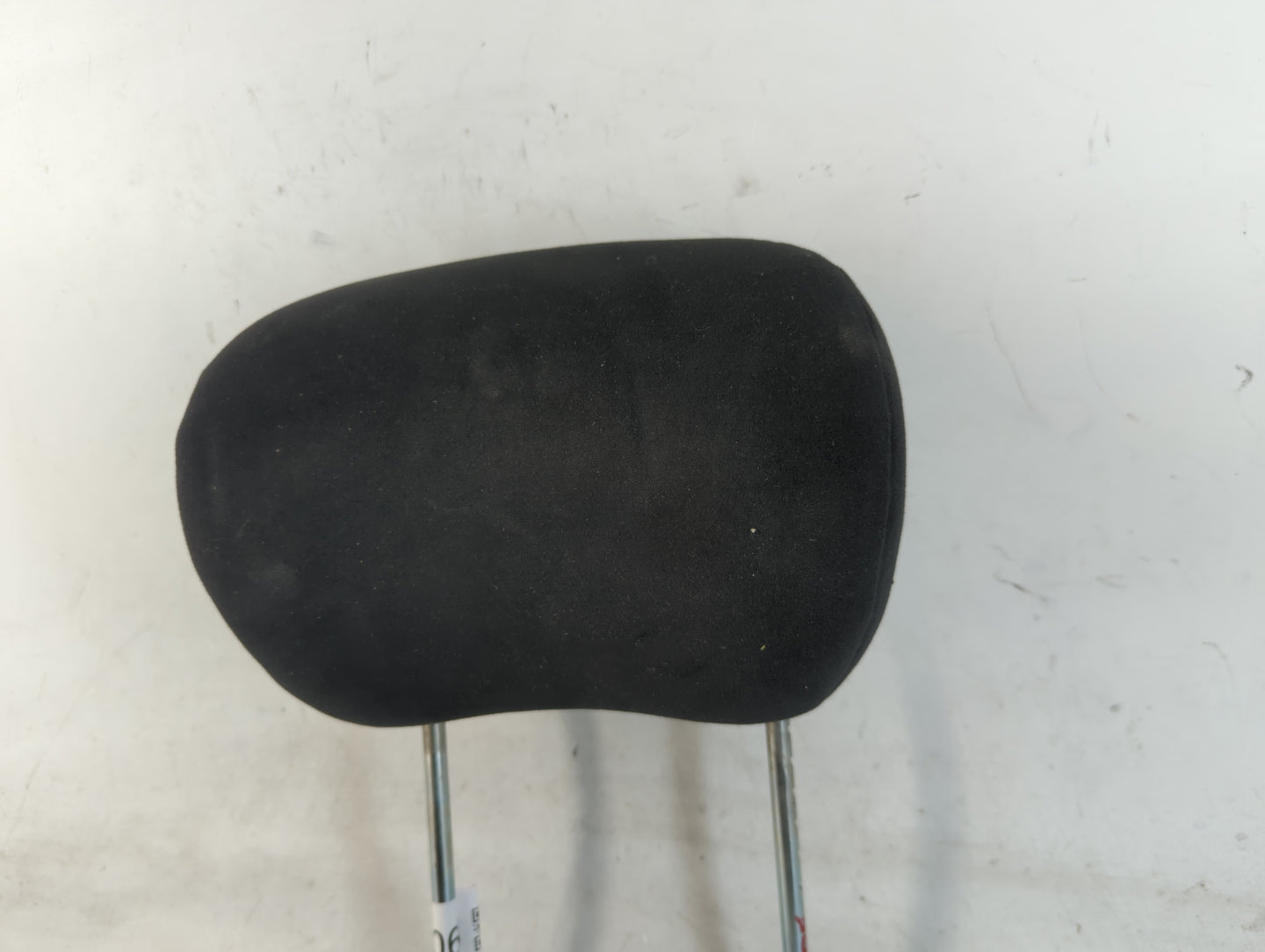 2002-2004 Suzuki Aerio Headrest Head Rest Front Driver Passenger Seat Fits Fits 2002 2003 2004 OEM Used Auto Parts - Oemused