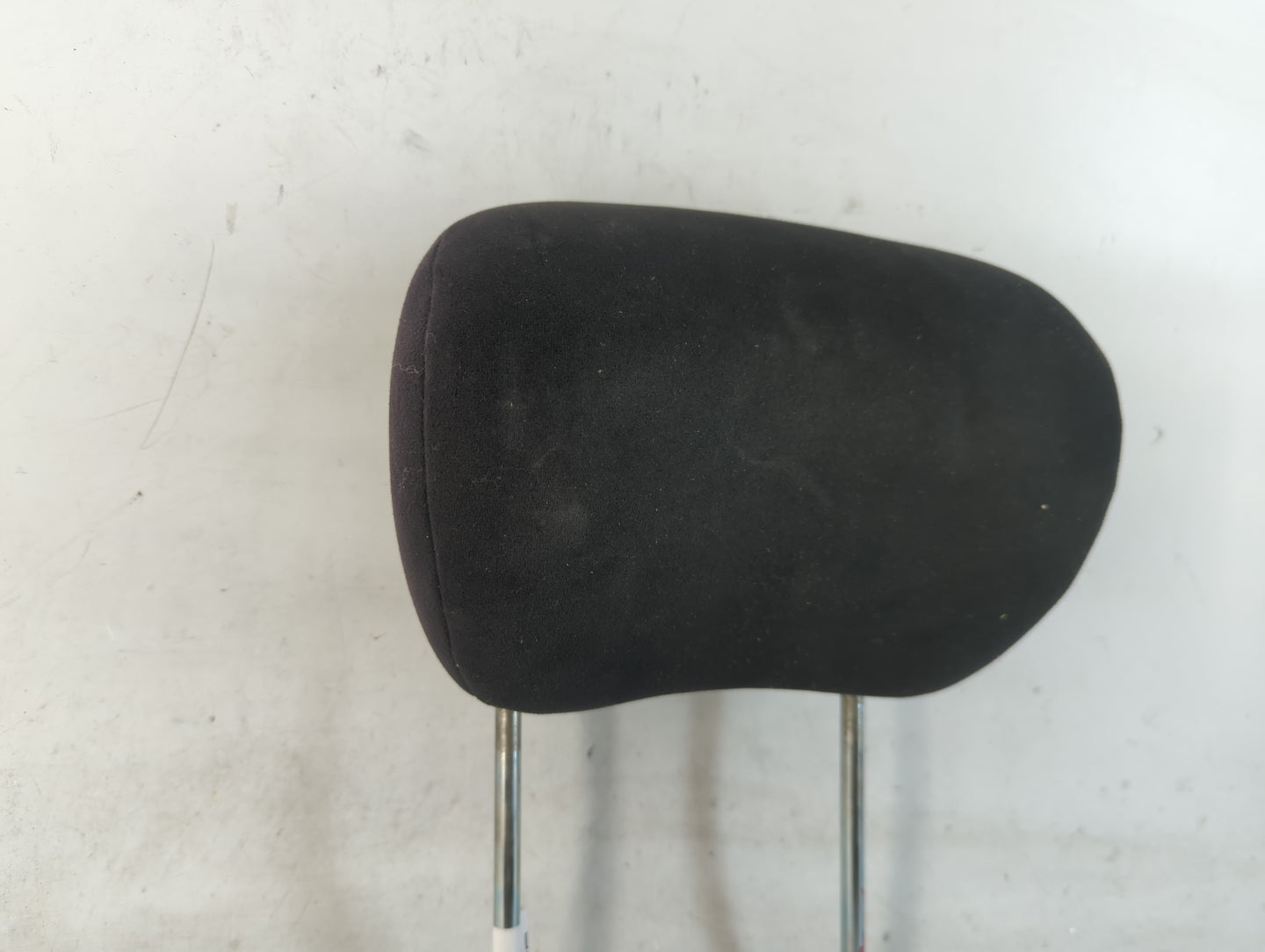 2002-2004 Suzuki Aerio Headrest Head Rest Front Driver Passenger Seat Fits Fits 2002 2003 2004 OEM Used Auto Parts - Oemused
