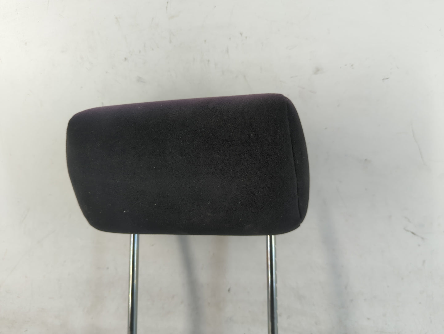2002-2004 Suzuki Aerio Headrest Head Rest Front Driver Passenger Seat Fits Fits 2002 2003 2004 OEM Used Auto Parts - Oemused