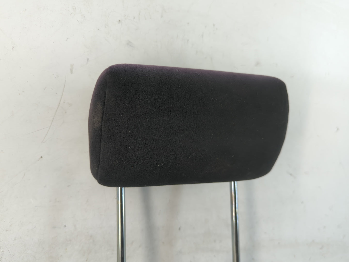2002-2004 Suzuki Aerio Headrest Head Rest Front Driver Passenger Seat Fits Fits 2002 2003 2004 OEM Used Auto Parts - Oemused