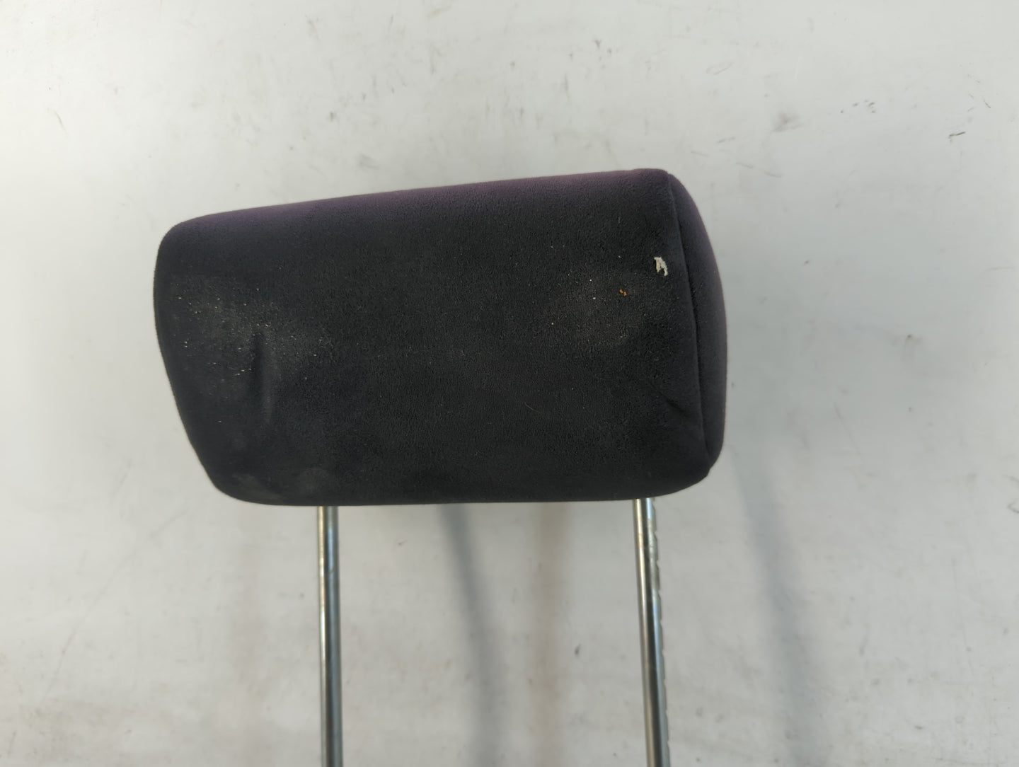 2002-2004 Suzuki Aerio Headrest Head Rest Front Driver Passenger Seat Fits Fits 2002 2003 2004 OEM Used Auto Parts - Oemused
