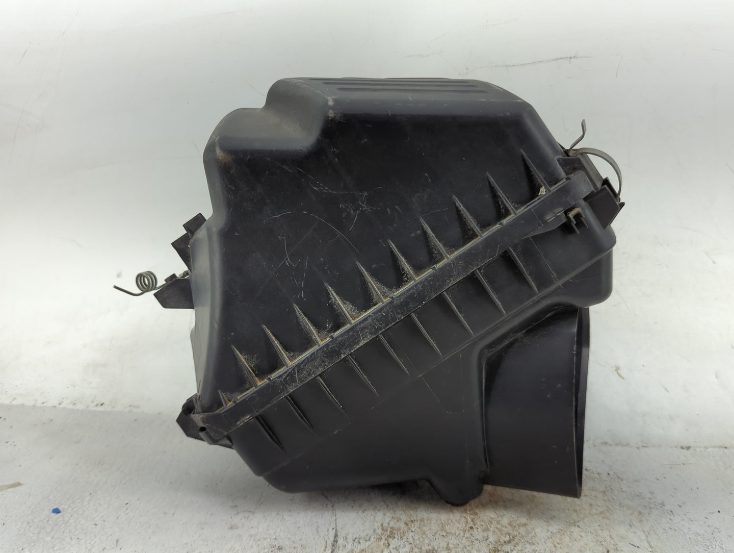 2000-2004 Toyota Avalon Air Cleaner Intake-duct Hose Tube - Oemusedautoparts1.com