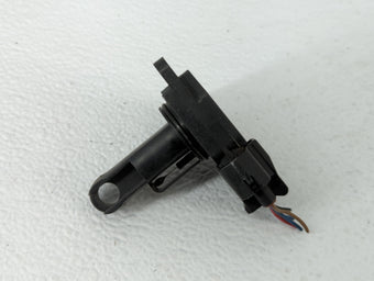 compare product 2000-2004 Toyota Avalon Mass Air Flow Meter Maf Sensor