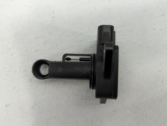 compare product 2000-2004 Toyota Avalon Mass Air Flow Meter Maf