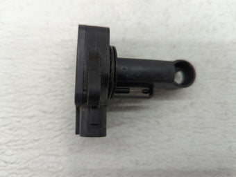 compare product 2000-2004 Toyota Avalon Mass Air Flow Meter Maf Sensor 633407