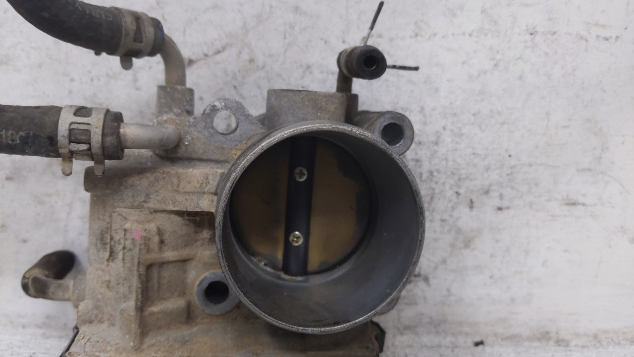2002-2003 Toyota Camry Throttle Body P/N:22030-0H010 Fits Fits 2002 2003 OEM Used Auto Parts - Oemusedautoparts1.com