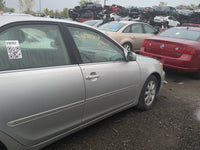 2002-2006 Toyota Camry Passenger Front Door Oem - Oemusedautoparts1.com