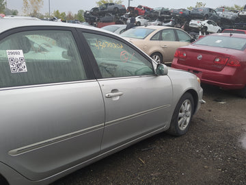 2002-2006 Toyota Camry Passenger Front Door Oem - Oemusedautoparts1.com