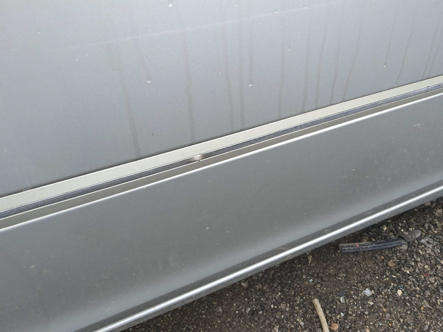 2002-2006 Toyota Camry Passenger Front Door Oem - Oemusedautoparts1.com