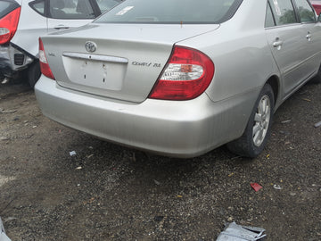 2002-2006 Toyota Camry Rear Bumper Assembly Oem - Oemusedautoparts1.com