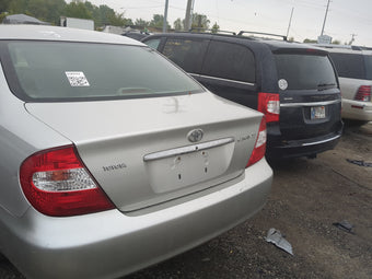 compare product 2002-2006 Toyota Camry Trunk/decklid/hatch/tailgate Oem