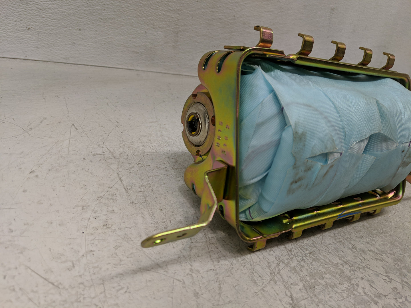 2002-2003 Toyota Camry Air Bag Passenger Right Dashboard OEM P/N:7396033010 Fits Fits 2002 2003 OEM Used Auto Parts - Oemuse