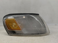 2002-2004 Toyota Camry Passenger Right Oem Front Light Lamp - Oemusedautoparts1.com