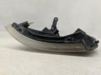 2002-2004 Toyota Camry Passenger Right Oem Front Light Lamp - Oemusedautoparts1.com