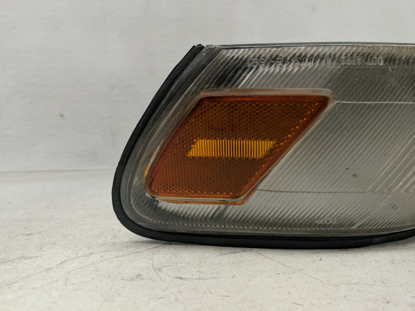 2002-2004 Toyota Camry Driver Left Oem Front Light Lamp - Oemusedautoparts1.com