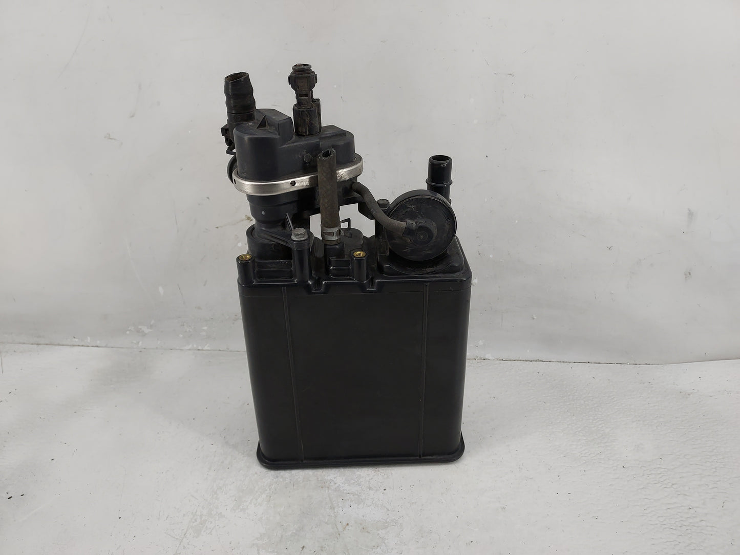 2015 Honda Civic Fuel Vapor Charcoal Canister - Oemusedautoparts1.com