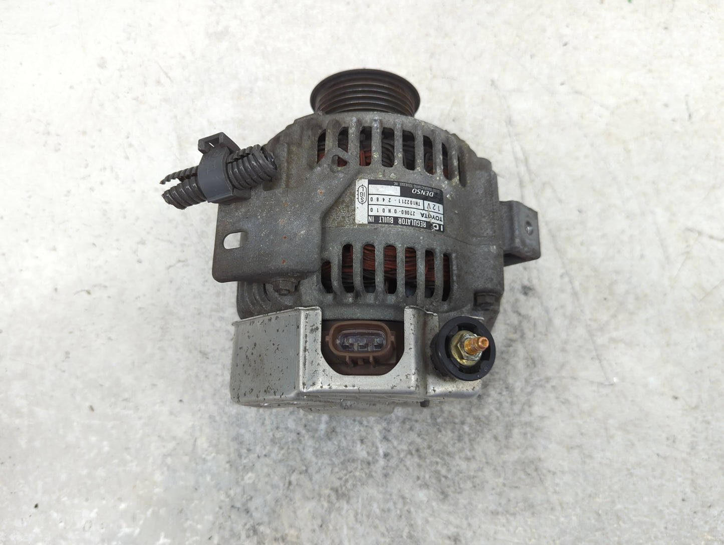 2002-2003 Toyota Camry Alternator Replacement Generator Charging Assembly Engine OEM P/N:27060-0H010 Fits Fits 2002 2003 OEM