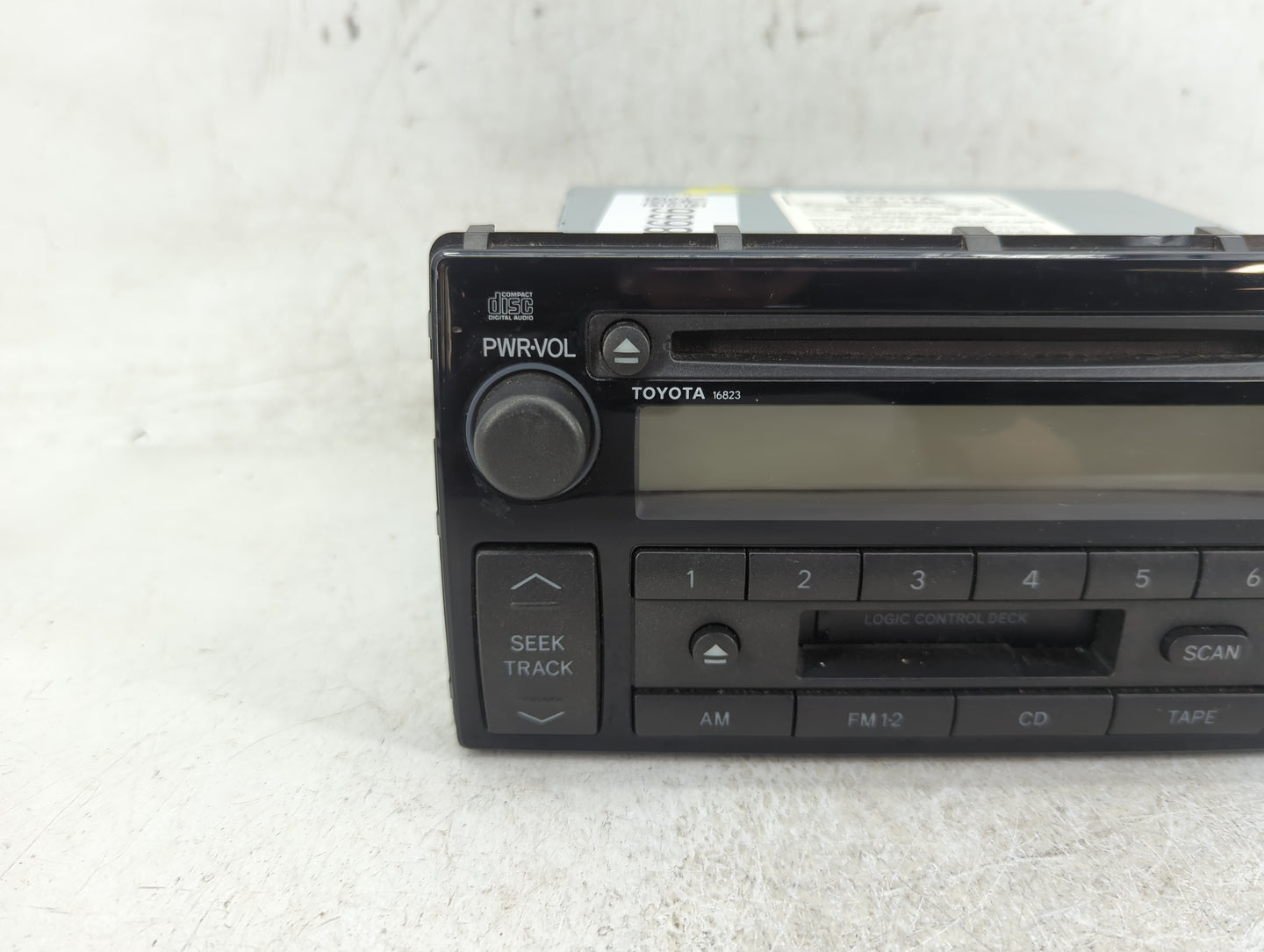 2002-2004 Toyota Camry Radio AM FM Cd Player Receiver Replacement P/N:86120-AA040 Fits Fits 2002 2003 2004 OEM Used Auto Par