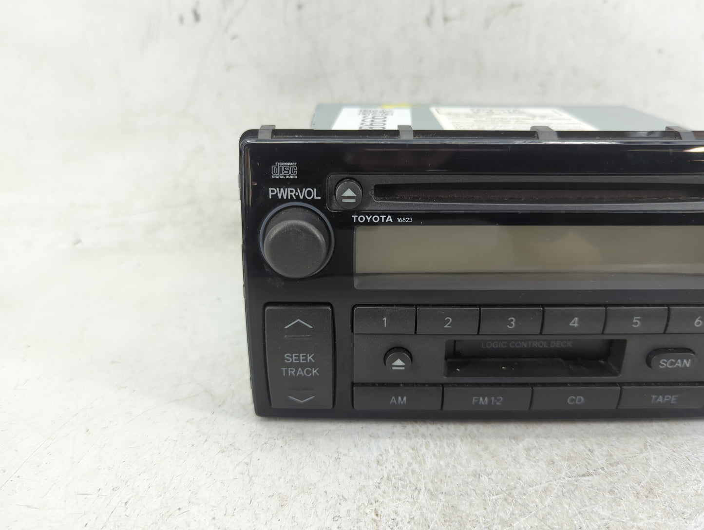 2002-2004 Toyota Camry Radio AM FM Cd Player Receiver Replacement P/N:86120-AA040 Fits Fits 2002 2003 2004 OEM Used Auto Par