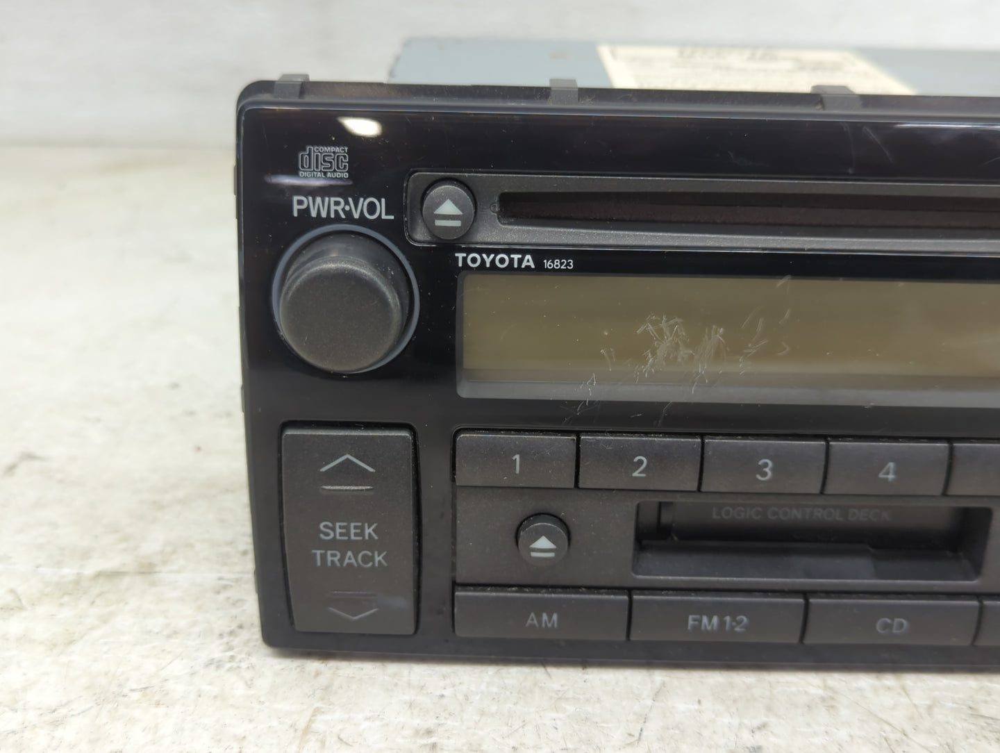 2002-2004 Toyota Camry Radio AM FM Cd Player Receiver Replacement P/N:86120-AA040 Fits Fits 2002 2003 2004 OEM Used Auto Par