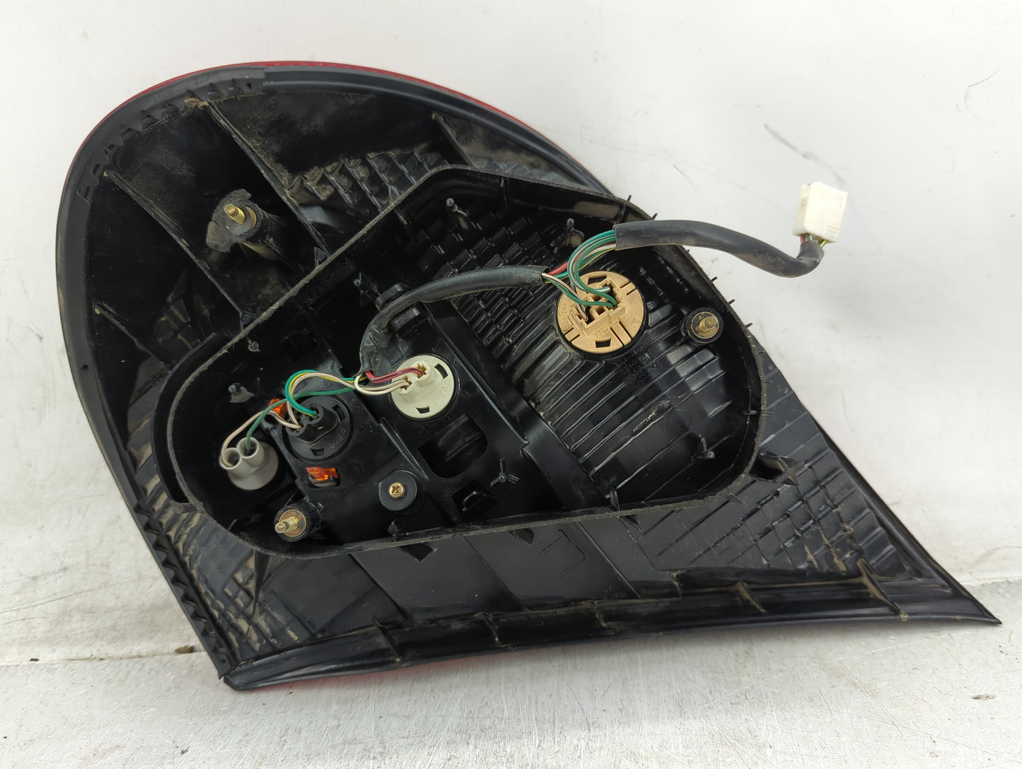 2002-2004 Toyota Camry Tail Light Assembly Driver Left OEM Fits Fits 2002 2003 2004 OEM Used Auto Parts - Oemusedautoparts1.