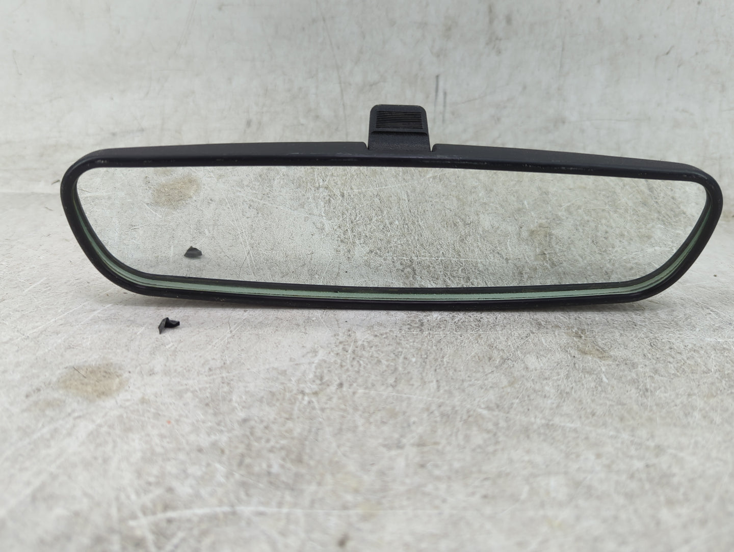 2003 Toyota Camry Interior Rear View Mirror Replacement OEM P/N:E8011681 MODEL 240 Fits OEM Used Auto Parts - Oemusedautopar