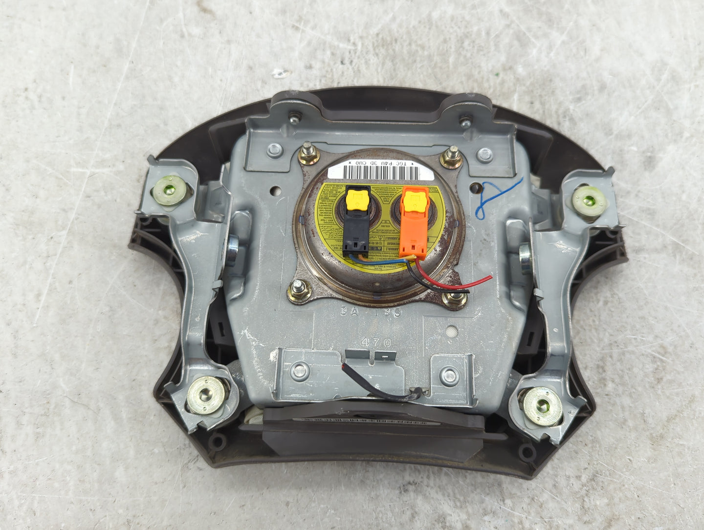 2003 Toyota Camry Air Bag Driver Left Steering Wheel Mounted P/N:TGCP4U3DCM0 Fits OEM Used Auto Parts - Oemusedautoparts1.co