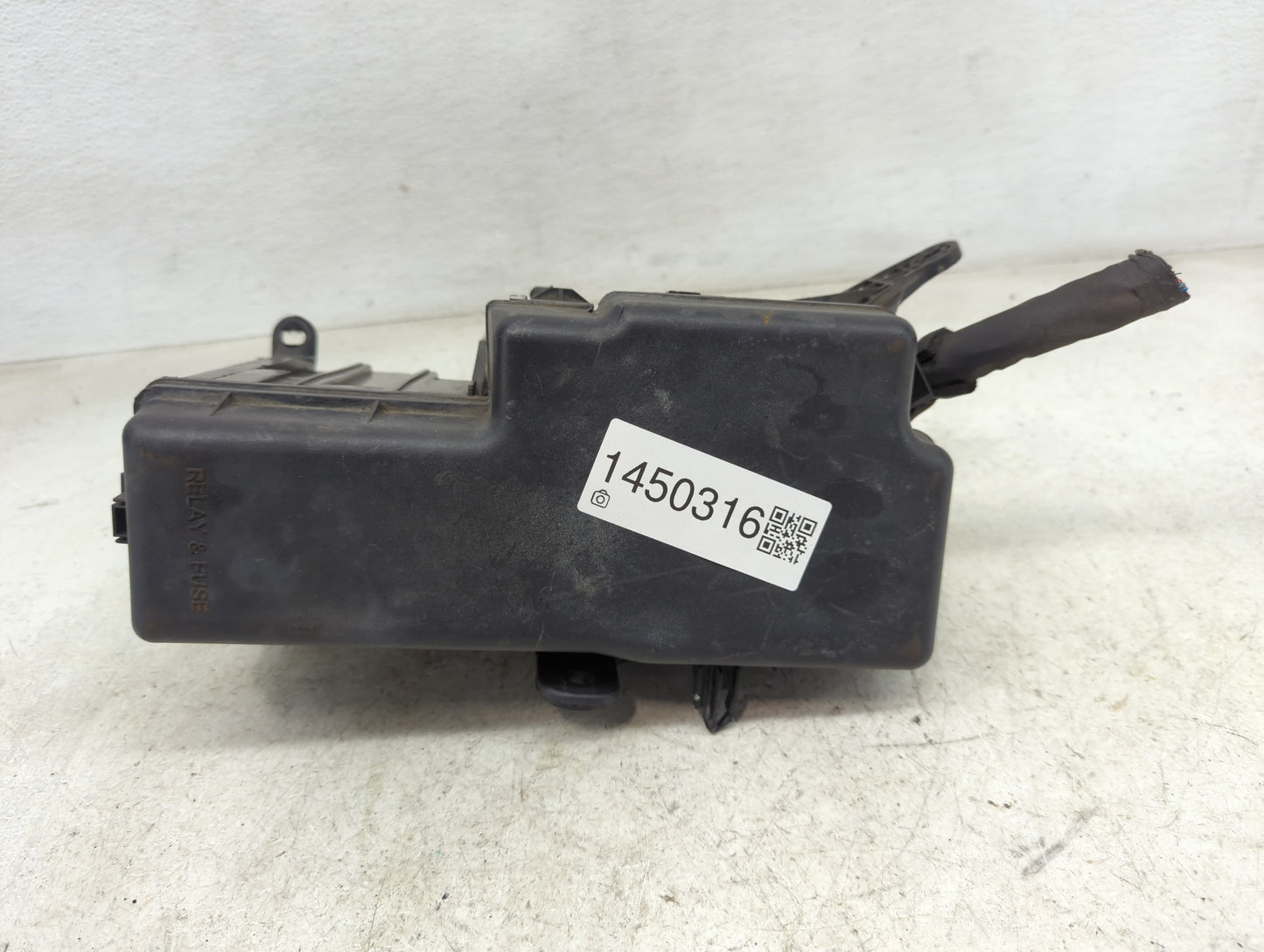 2002-2004 Toyota Camry Fusebox Fuse Box Panel Relay Module Fits Fits 2002 2003 2004 OEM Used Auto Parts - Oemusedautoparts1.