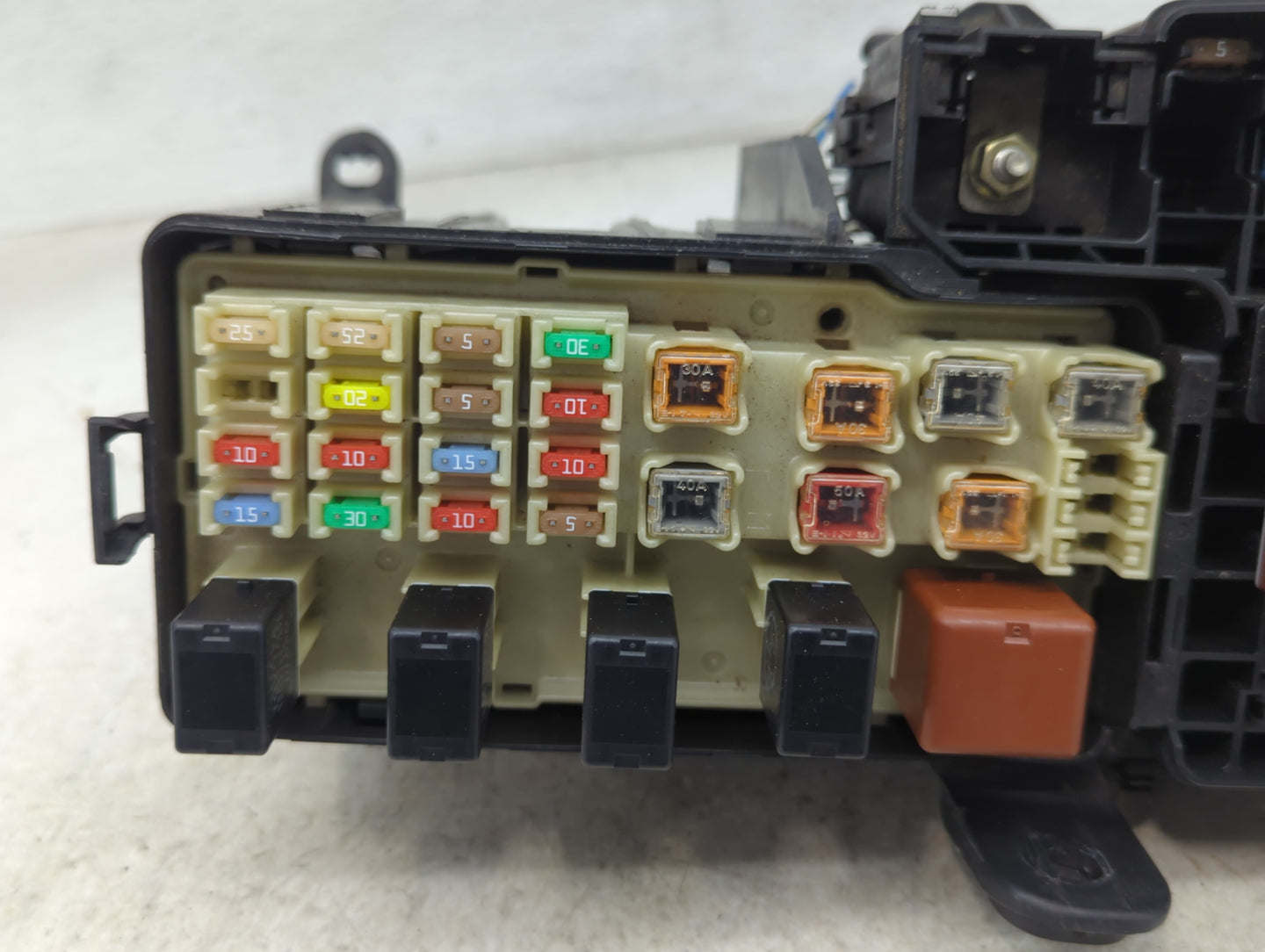 2002-2004 Toyota Camry Fusebox Fuse Box Panel Relay Module Fits Fits 2002 2003 2004 OEM Used Auto Parts - Oemusedautoparts1.