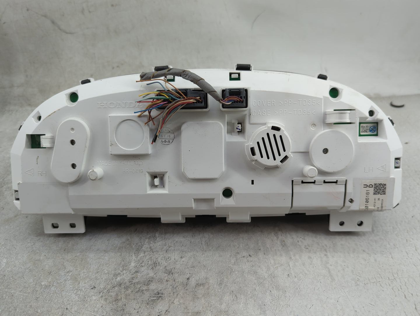 2002-2004 Toyota Camry Instrument Cluster Speedometer Gauges P/N:78100-T3M-A312-M1 Miles: Fits Fits 2002 2003 2004 OEM Used 