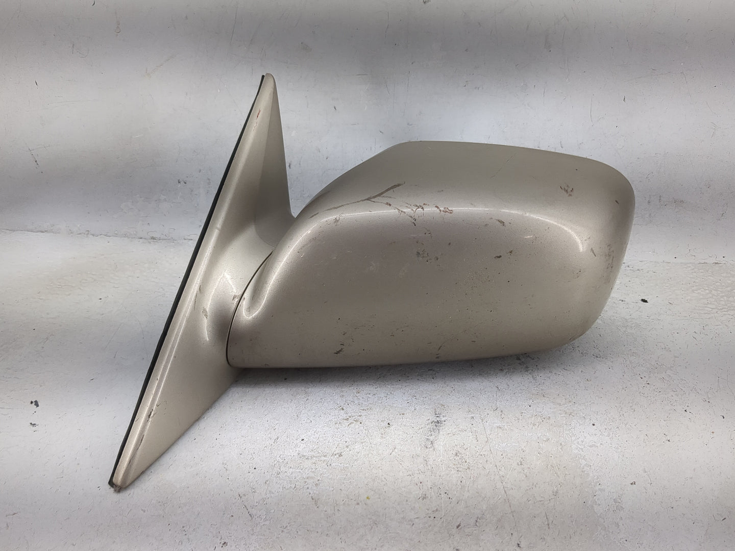 2002-2006 Toyota Camry Driver Side View Mirror - Left Door Mirror OEM Used - Oemusedautoparts1.com