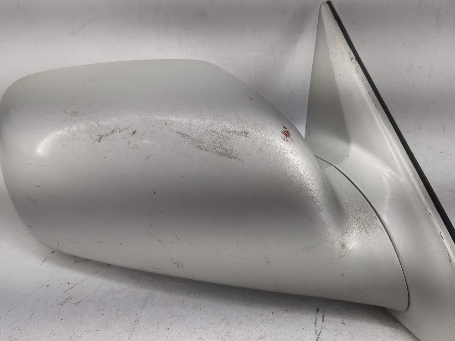 2002-2006 Toyota Camry Passenger Side View Mirror - Right Door Mirror OEM Used - Oemusedautoparts1.com