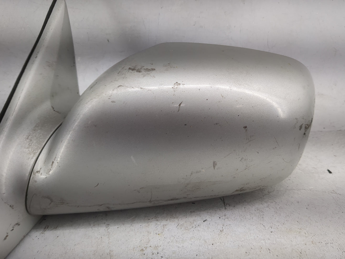 2002-2006 Toyota Camry Driver Side View Mirror - Left Door Mirror OEM Used - Oemusedautoparts1.com