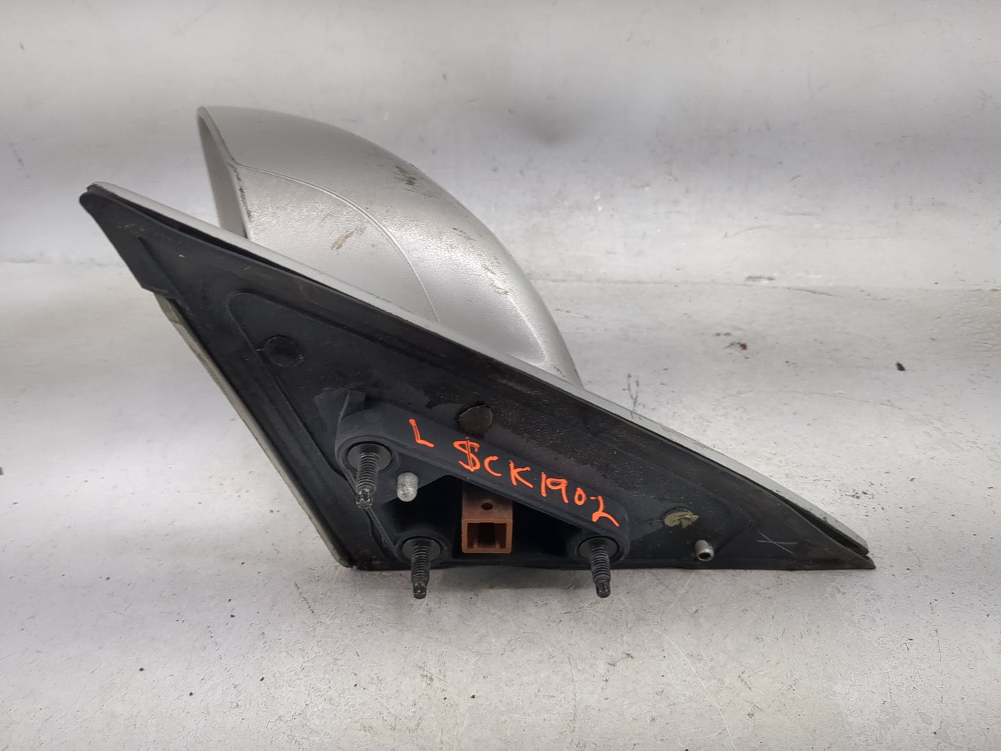 2002-2006 Toyota Camry Driver Side View Mirror - Left Door Mirror OEM Used - Oemusedautoparts1.com
