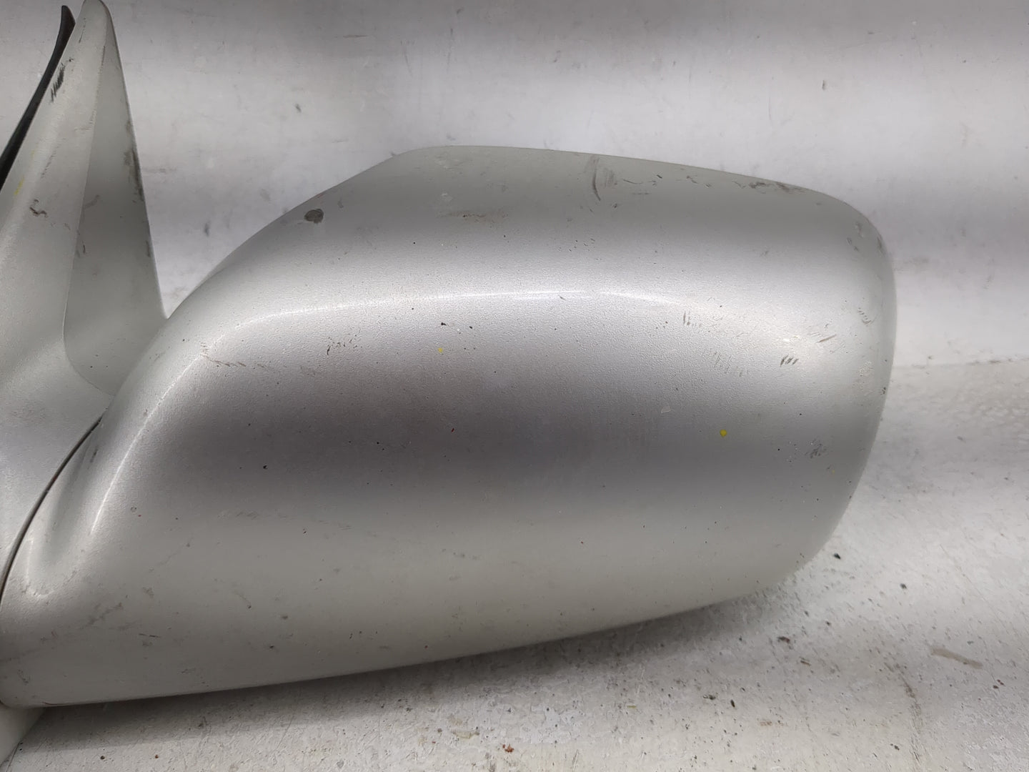 2002-2006 Toyota Camry Driver Side View Mirror - Left Door Mirror OEM Used - Oemusedautoparts1.com