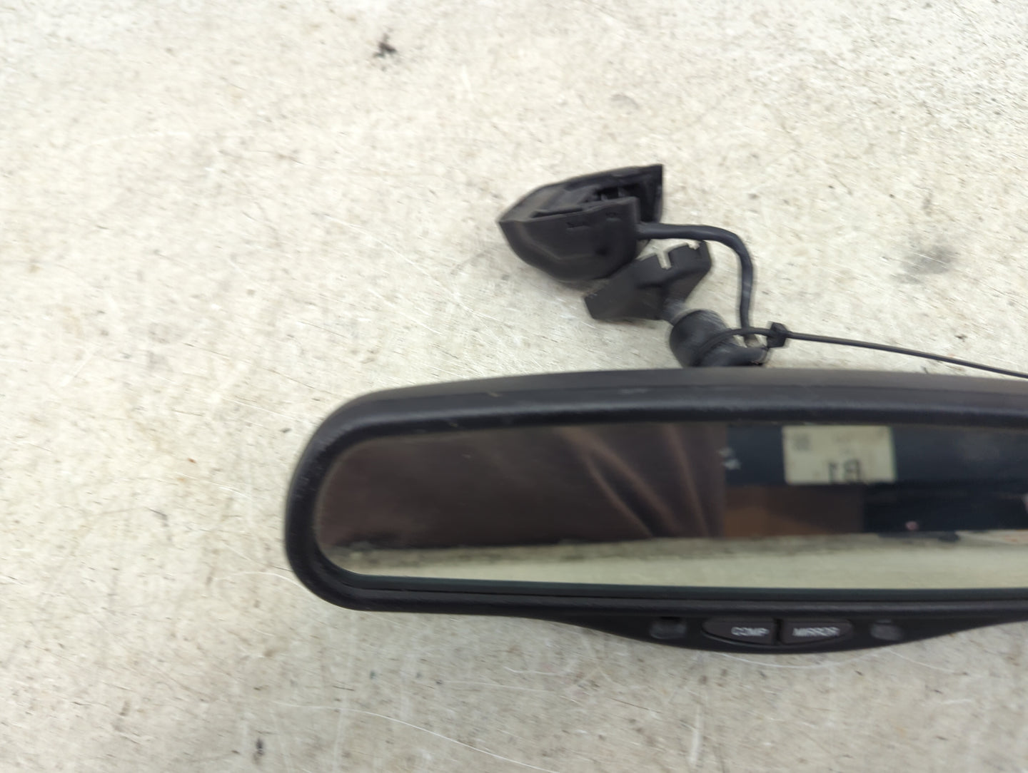 2003 Toyota Camry Interior Rear View Mirror Replacement OEM P/N:E11 015885 E13 027537, 805-506 Fits OEM Used Auto Parts - Oe