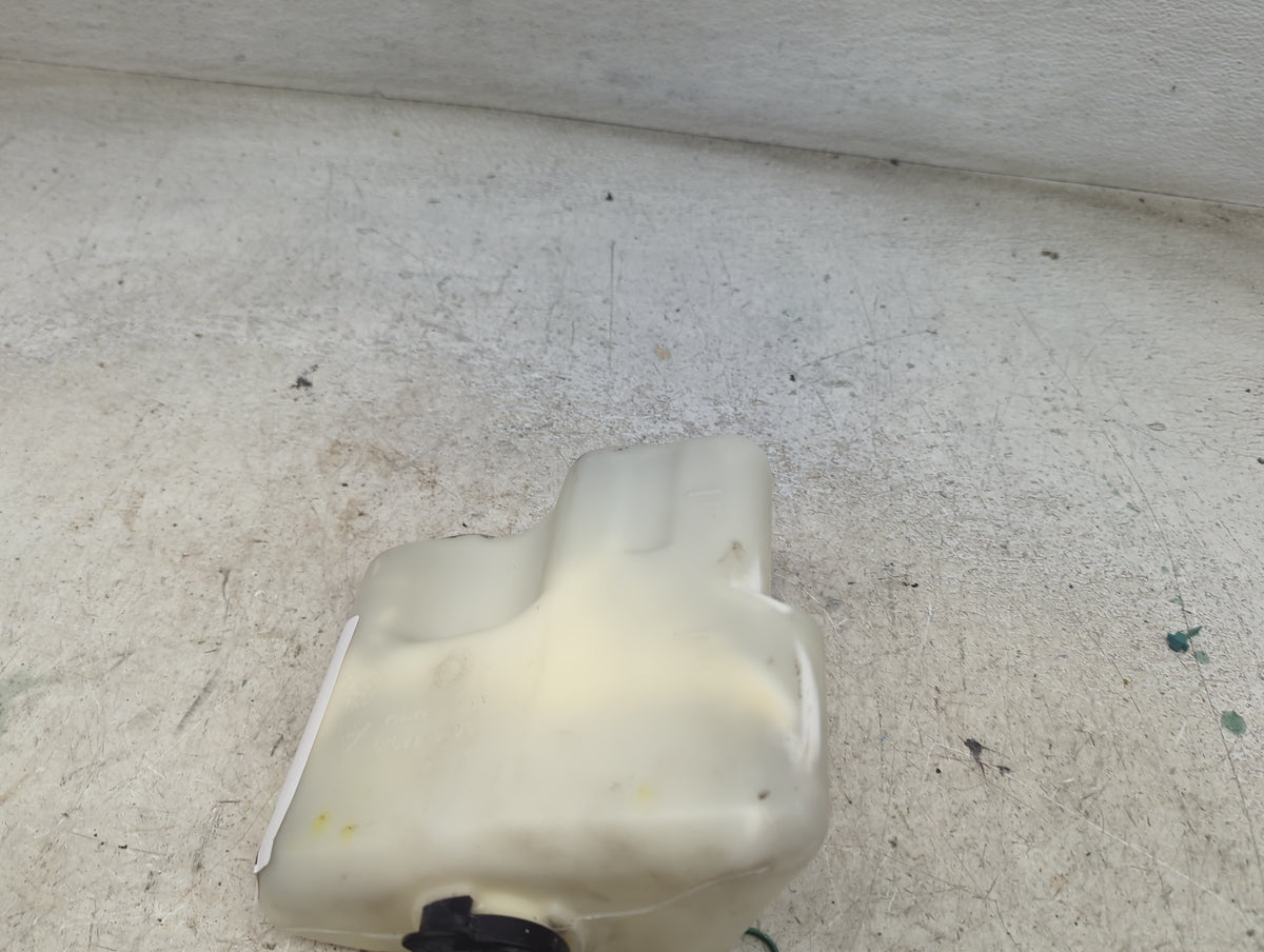 2001-2003 Toyota Camry Radiator Coolant Overflow Expansion Tank Bottle 1499487 - Oemusedautoparts1.com