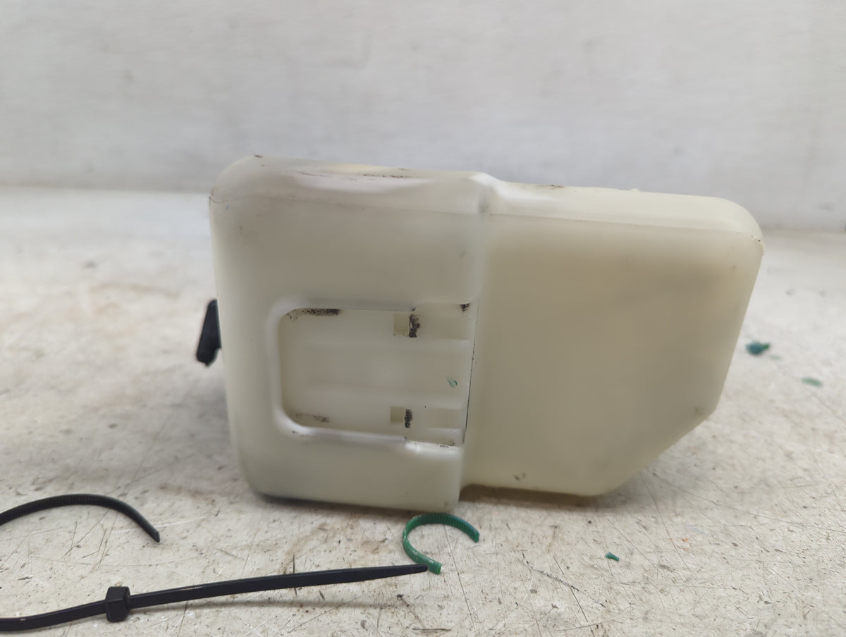 2001-2003 Toyota Camry Radiator Coolant Overflow Expansion Tank Bottle 1499487 - Oemusedautoparts1.com