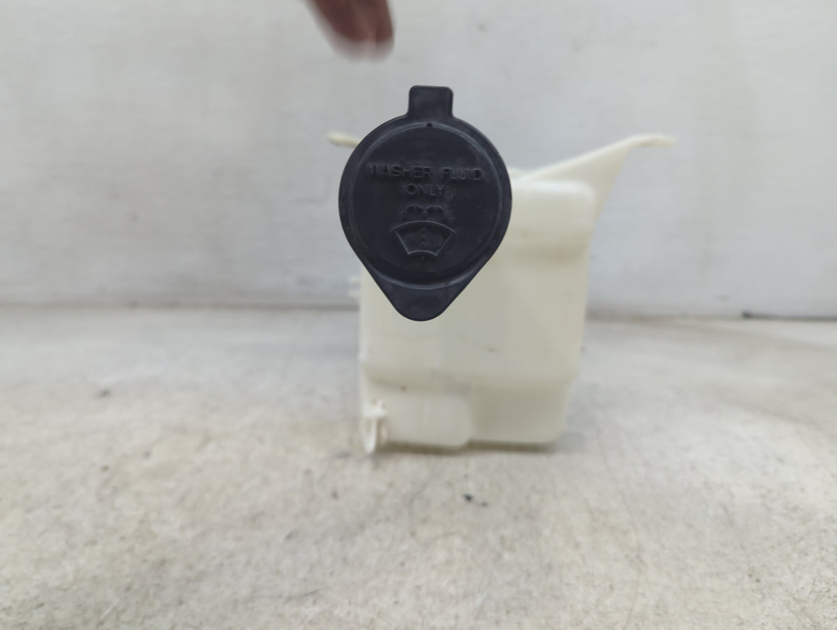 2003 Toyota Camry Windshield Washer Fluid Reservoir Bottle Oem - Oemusedautoparts1.com
