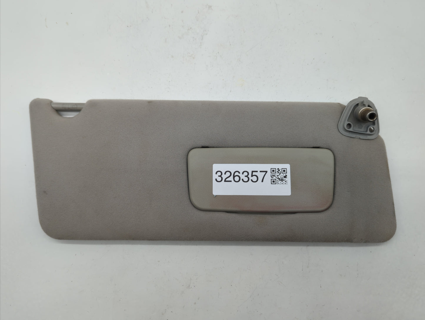 2002-2006 Toyota Camry Sun Visor Shade Replacement Passenger Right Mirror Fits Fits 2002 2003 2004 2005 2006 OEM Used Auto P