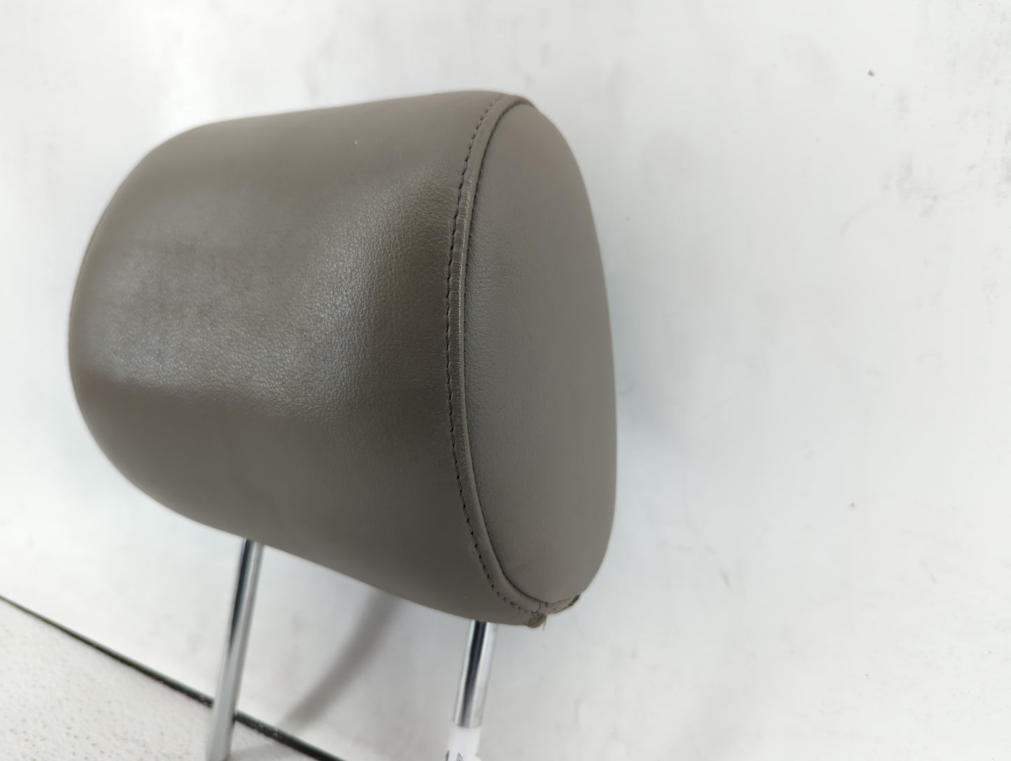 2003 Toyota Camry Headrest Head Rest Rear Seat Beige - Oemusedautoparts1.com