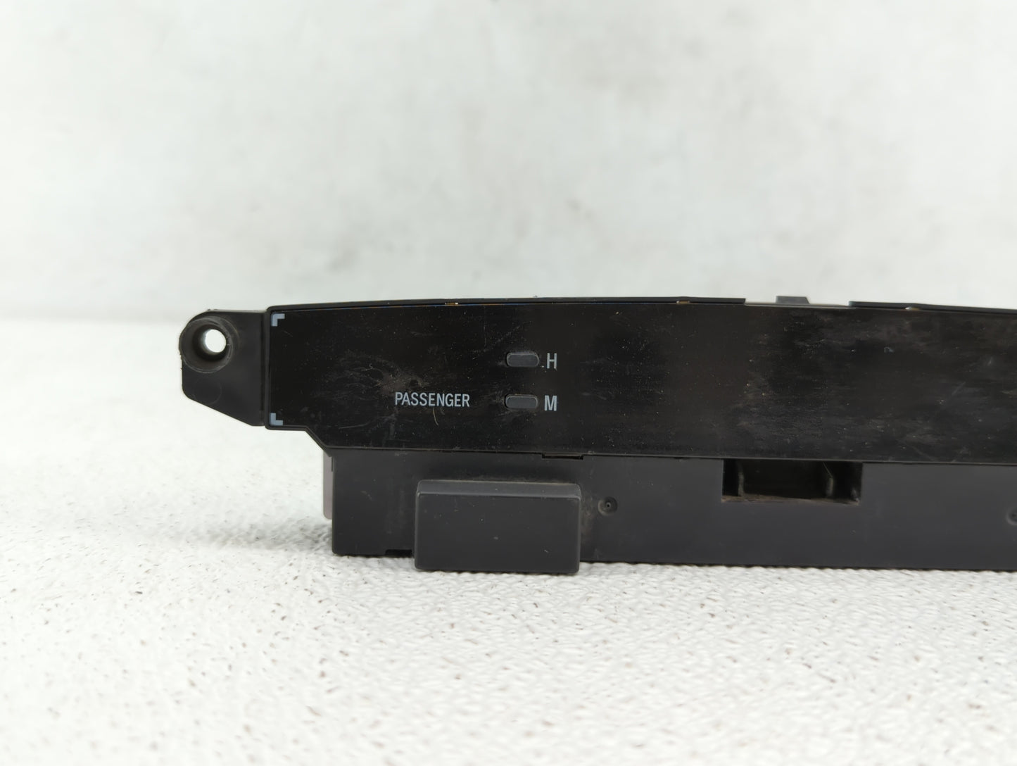 2003 TOYOTA CAMRY DASH CLOCK TIME DISPLAY 83910-33060 OEM - Oemusedautoparts1.com
