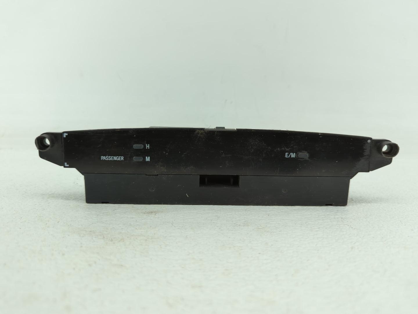 2003 Toyota Camry Digitial Dash Clock P/N:83910-33060 Fits OEM Used Auto Parts - Oemusedautoparts1.com