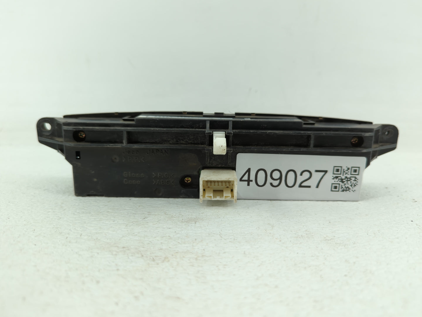 2003 Toyota Camry Digitial Dash Clock P/N:83910-33060 Fits OEM Used Auto Parts - Oemusedautoparts1.com