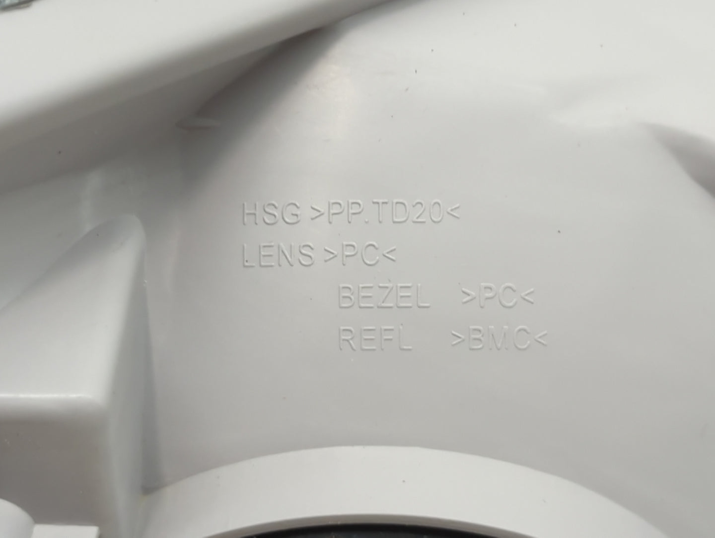 2002-2004 Toyota Camry Driver Left Oem Head Light Headlight Lamp Chrome - Oemusedautoparts1.com