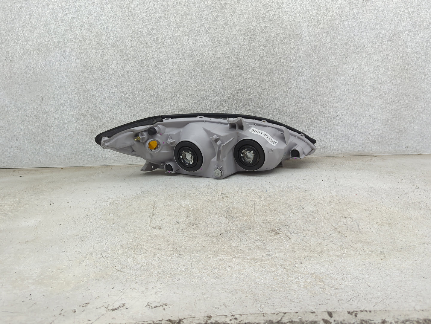 2002-2004 Toyota Camry Driver Left Oem Head Light Headlight Lamp Chrome - Oemusedautoparts1.com